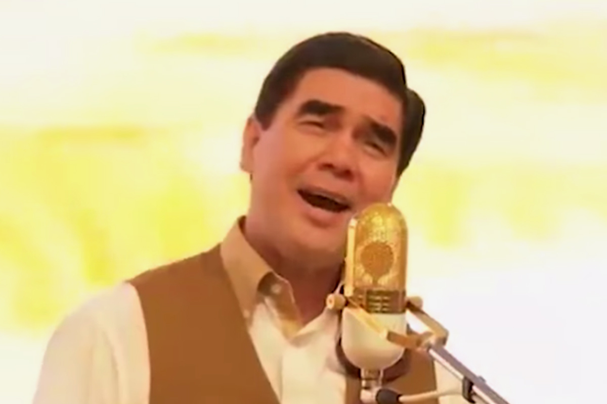 Президент Туркмении хочет на эстраду (видео)