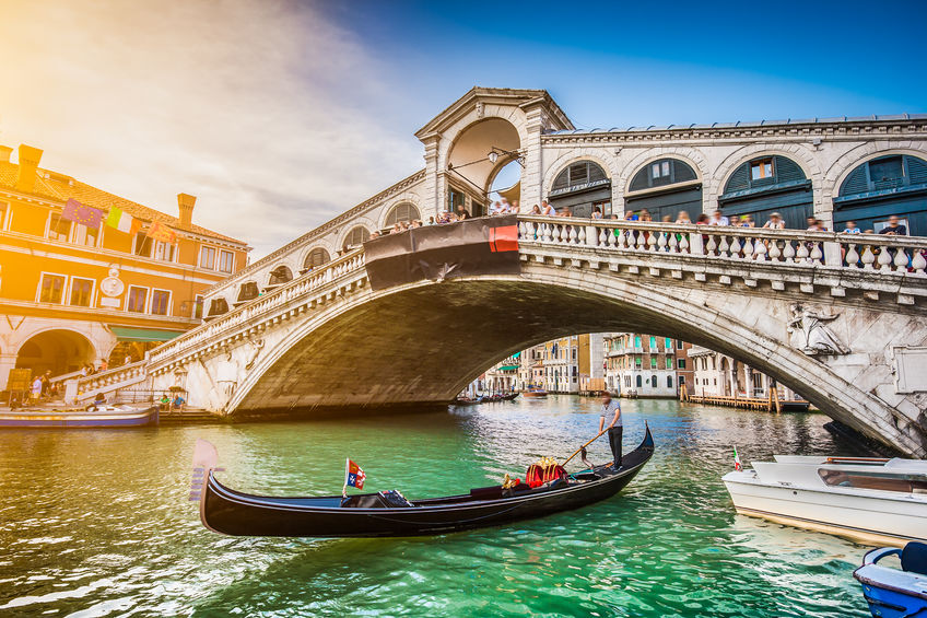 В Венеции туристов оштрафовали за кофе