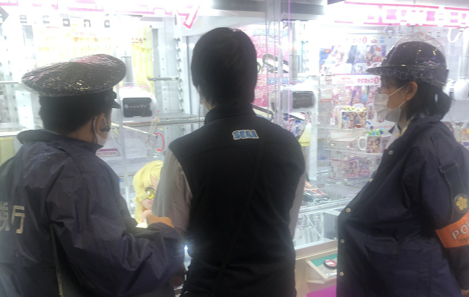 Японец нажаловался в полицию на автомат с игрушками