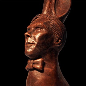 <center><b>В Англии создали шоколадных зайцев с лицом Камбербэтча</center></b>